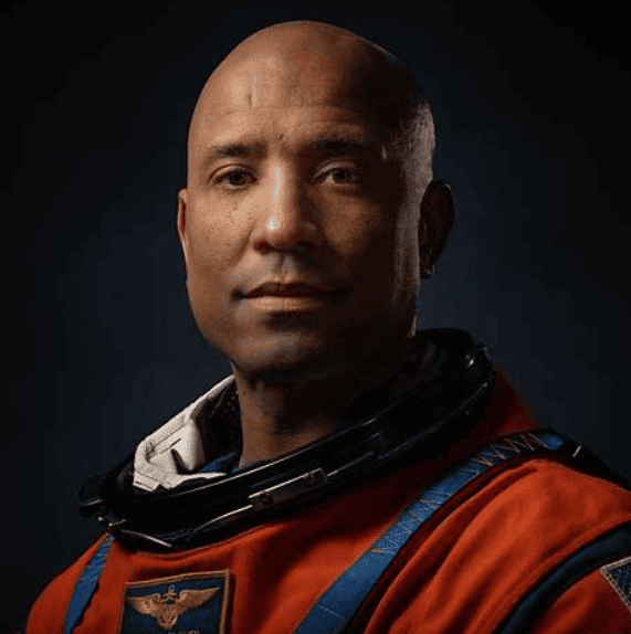 Victor Glover